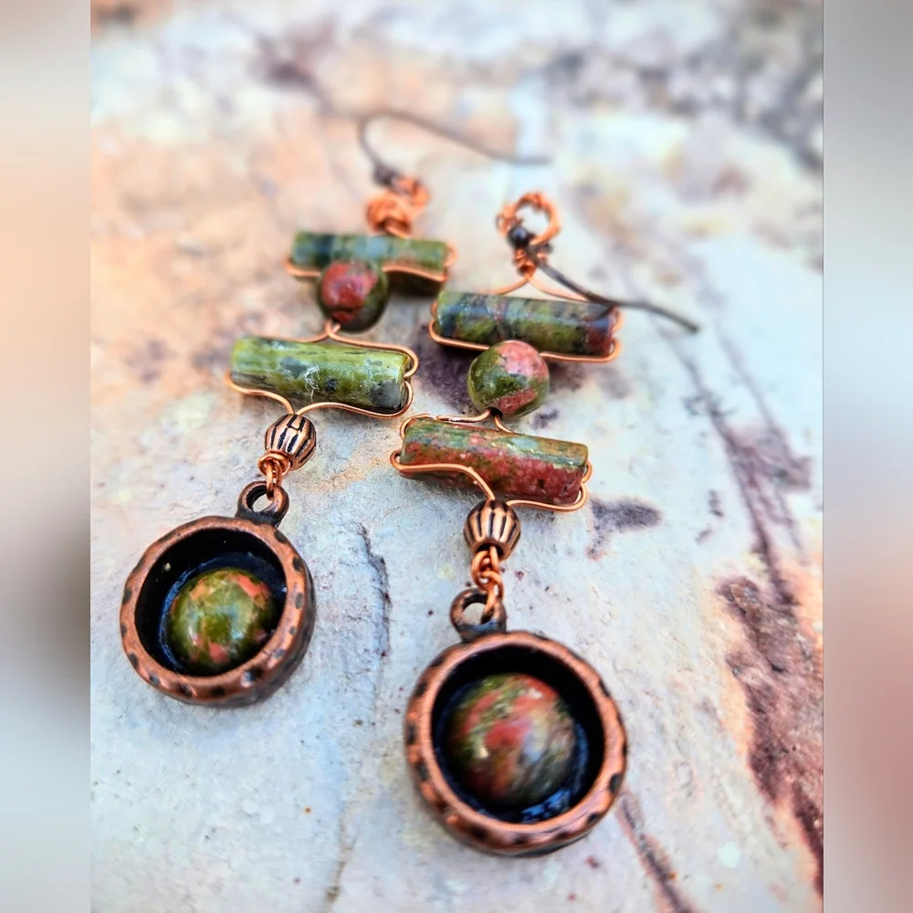 Celtic-inspired Natural Unakite In Handwired Bohemian Copper Artifact Earrings - Picture 3 of 10